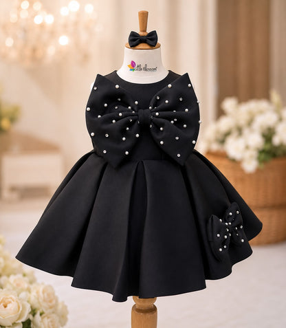 Elegant Oversized Bow Black Flared Design Dress