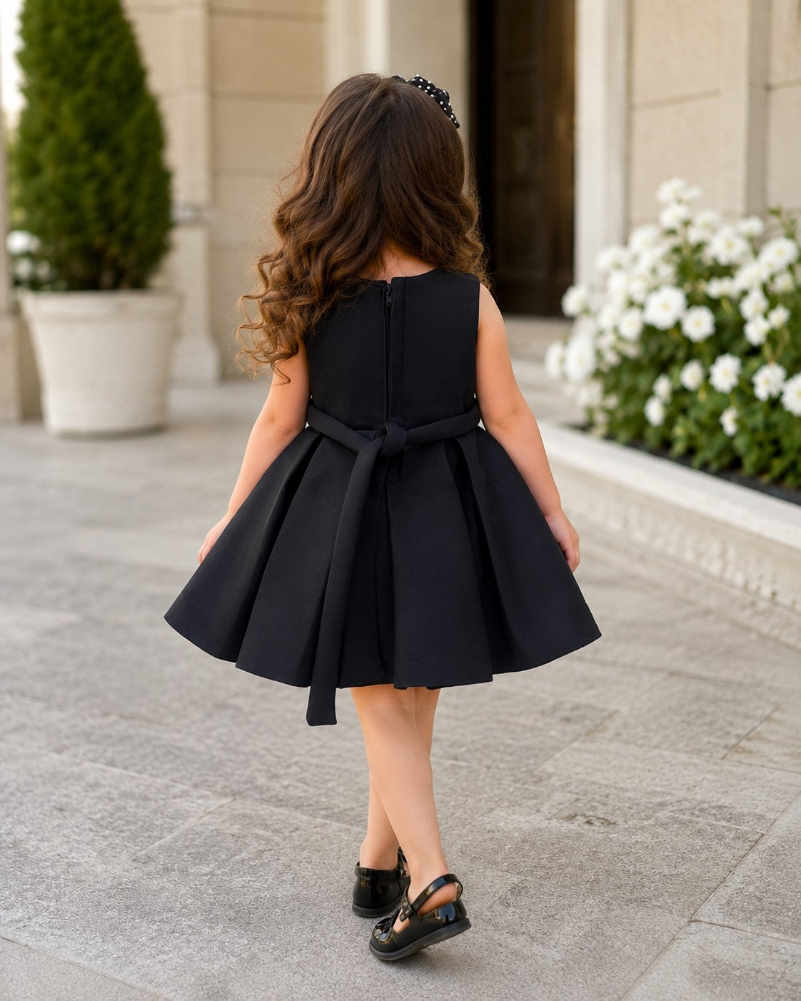 Elegant Oversized Bow Black Flared Design Dress